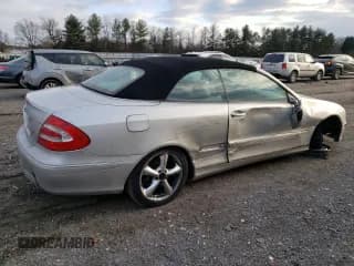 ✅ 2005 Mercedes-Benz CLK 320 • VIN: WDBTK65J35F121250 • Lot: 87379094. Wystawiony na Copart z przebiegiem 109 162 mil. Bezpłatny archiwum sprzedaży aukcyjnych z USA i szczegółowy raport historii pojazdu na DreamBid. Zdjęcie 3.