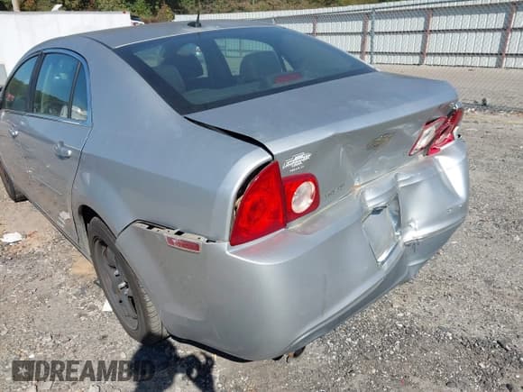 ✅ 2009 Chevrolet Malibu 1LT • VIN: 1G1ZH57B89F129482 • Lot: 43464716. Listed on IAAI with 214,485 mi. Free auction sales archive from the USA and detailed vehicle history report at DreamBid. Image 6.