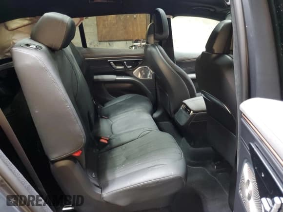 ✅ 2024 Mercedes-Benz EQS 450 • VIN: 4JGDM2EB6RA030361 • Lot: 46905995. Wystawiony na Copart z przebiegiem Nie podano. Bezpłatny archiwum sprzedaży aukcyjnych z USA i szczegółowy raport historii pojazdu na DreamBid. Zdjęcie 11.