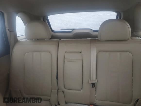 2008 Saturn VUE XR z VIN 3GSCL53708S684101, wystawiony jako Copart lot #87604305 z przebiegiem 110 662 mil mil oraz Czysty tytuł • Clean title. Historia ofert i sprzedaży dostępna na DreamBid. Obrazek 10.