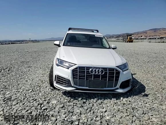 ✅ 2020 Audi Q7 Premium • VIN: WA1AXAF76LD013322 • Lot: 61510375. Listed on Copart with 56,215 mi. Free auction sales archive from the USA and detailed vehicle history report at DreamBid. Image 14.