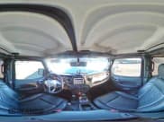 ✅ 2019 Jeep Wrangler Unlimited Rubicon • VIN: 1C4HJXFG7KW595023 • Lot: 90890915. Wystawiony na Copart z przebiegiem 74 807 mil. Bezpłatny archiwum sprzedaży aukcyjnych z USA i szczegółowy raport historii pojazdu na DreamBid. Zdjęcie 14.