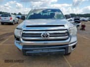 ✅ 2016 Toyota Tundra SR5 • VIN: 5TFRW5F13GX209818 • Лот: 81859625. Опубликован ранее на Copart с пробегом 125 774 миль. Бесплатный доступ к архиву аукционных продаж из США и подробный отчёт об истории автомобиля на DreamBid. Изображение 5.