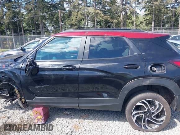 2025 Chevrolet TrailBlazer RS с VIN KL79MUSL5SB050987, выставлен на аукционе IAAI как лот 42211679 с пробегом 5 538 миль миль и . История ставок и продаж доступна на DreamBid. Изображение 15.