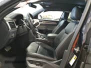 ✅ 2022 Volkswagen Atlas SEL R-Line • VIN: 1V2SE2CA8NC205368 • Lot: 71683715. Wystawiony na Copart z przebiegiem 42 368 mil. Bezpłatny archiwum sprzedaży aukcyjnych z USA i szczegółowy raport historii pojazdu na DreamBid. Zdjęcie 7.