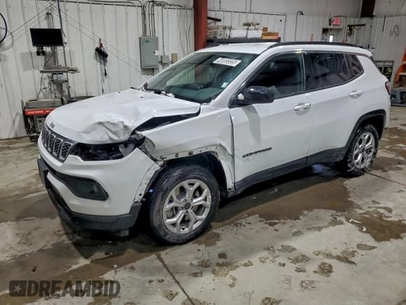 ✅ 2025 Jeep Compass Latitude • VIN: 3C4NJDBN6ST592822 • Lot: 94803335. Listed on Copart with 20,621 mi. Free auction sales archive from the USA and detailed vehicle history report at DreamBid. Image 1.