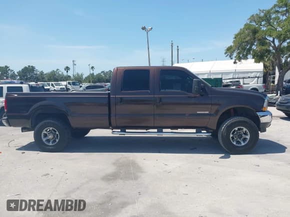 ✅ 2003 Ford F-350 XL • VIN: 1FTSW31P73EC34163 • Lot: 42125220. Wystawiony na IAAI z przebiegiem 154 292 mil. Bezpłatny archiwum sprzedaży aukcyjnych z USA i szczegółowy raport historii pojazdu na DreamBid. Zdjęcie 13.