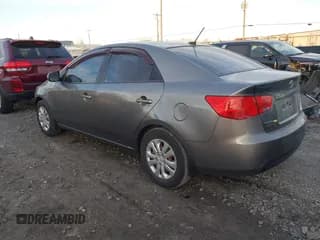 ✅ 2013 Kia Forte EX • VIN: KNAFU4A21D5651584 • Лот: 43712754. Опубликован ранее на IAAI с пробегом 89 659 миль. Бесплатный доступ к архиву аукционных продаж из США и подробный отчёт об истории автомобиля на DreamBid. Изображение 3.