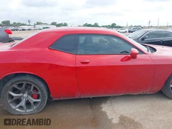 ✅ 2013 Dodge Challenger R/T Classic • VIN: 2C3CDYBT6DH594154 • Lot: 42406366. Wystawiony na IAAI z przebiegiem 139 585 mil. Bezpłatny archiwum sprzedaży aukcyjnych z USA i szczegółowy raport historii pojazdu na DreamBid. Zdjęcie 13.