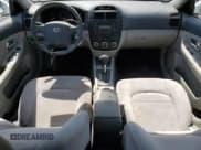 ✅ 2009 Kia Spectra EX • VIN: KNAFE221595597074 • Lot: 71874735. Listed on Copart with 204,954 mi. Free auction sales archive from the USA and detailed vehicle history report at DreamBid. Image 8.