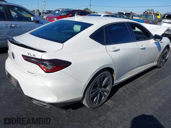 ✅ 2021 Acura TLX w/A-Spec Package • VIN: 19UUB6F57MA007708 • Lot: 43573087. Listed on IAAI with Not provided. Free auction sales archive from the USA and detailed vehicle history report at DreamBid. Image 4.