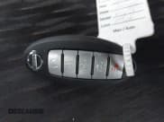 ✅ 2019 Nissan Rogue S • VIN: 5N1AT2MV6KC731493 • Лот: 43641304. Опубликован ранее на IAAI с пробегом 94 692 миль. Бесплатный доступ к архиву аукционных продаж из США и подробный отчёт об истории автомобиля на DreamBid. Изображение 11.