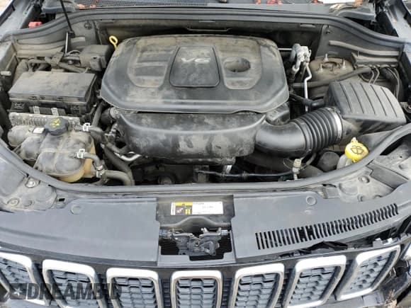 ✅ 2017 Jeep Grand Cherokee Laredo • VIN: 1C4RJFAG6HC762553 • Лот: 82469825. Опубликован ранее на Copart с пробегом 133 264 миль. Бесплатный доступ к архиву аукционных продаж из США и подробный отчёт об истории автомобиля на DreamBid. Изображение 12.