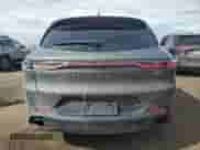 2024 Dodge Hornet R/T Plus z VIN ZACPDFDW3R3A11111, wystawiony jako Copart lot #47644925 z przebiegiem 15 612 mil mil oraz Czysty tytuł • Clean title. Historia ofert i sprzedaży dostępna na DreamBid. Obrazek 6.