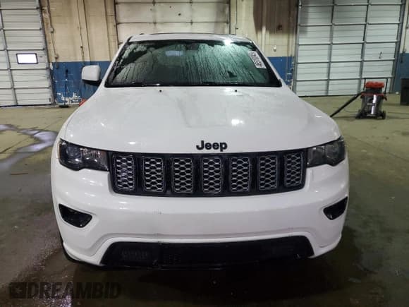 ✅ 2020 Jeep Grand Cherokee Laredo • VIN: 1C4RJFAG2LC196559 • Lot: 46510045. Listed on Copart with 39,068 mi. Free auction sales archive from the USA and detailed vehicle history report at DreamBid. Image 5.