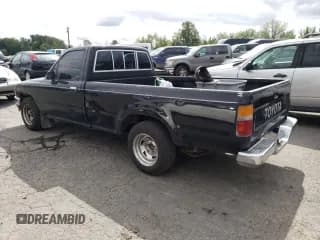 ✅ 1989 Toyota Pickup • VIN: JT4VN82D9K5000669 • Lot: 70016764. Listed on Copart with 152,576 mi. Free auction sales archive from the USA and detailed vehicle history report at DreamBid. Image 2.