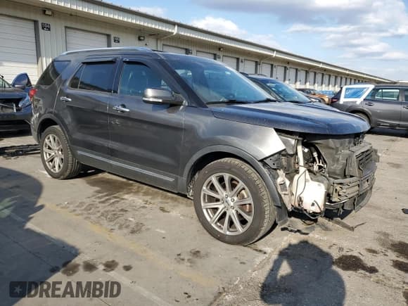 ✅ 2017 Ford Explorer Limited • VIN: 1FM5K8F87HGC39166 • Lot: 92393065. Wystawiony na Copart z przebiegiem 152 289 mil. Bezpłatny archiwum sprzedaży aukcyjnych z USA i szczegółowy raport historii pojazdu na DreamBid. Zdjęcie 4.