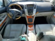 ✅ 2007 Lexus RX 350 • VIN: 2T2GK31U37C003966 • Lot: 71286965. Wystawiony na Copart z przebiegiem 133 679 mil. Bezpłatny archiwum sprzedaży aukcyjnych z USA i szczegółowy raport historii pojazdu na DreamBid. Zdjęcie 8.