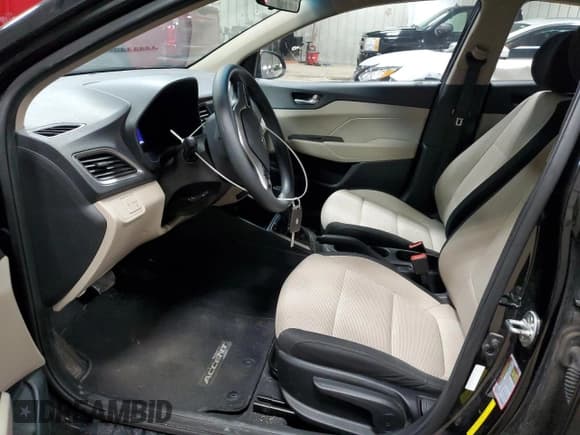 ✅ 2018 Hyundai Accent SE • VIN: 3KPC24A3XJE022314 • Лот: 50174735. Опубликован ранее на Copart с пробегом 101 074 миль. Бесплатный доступ к архиву аукционных продаж из США и подробный отчёт об истории автомобиля на DreamBid. Изображение 7.