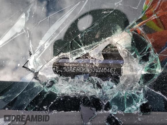 ✅ 2018 Buick Enclave Avenir • VIN: 5GAERDKW9JJ140467 • Lot: 50756375. Listed on Copart with 101,447 mi. Free auction sales archive from the USA and detailed vehicle history report at DreamBid. Image 15.