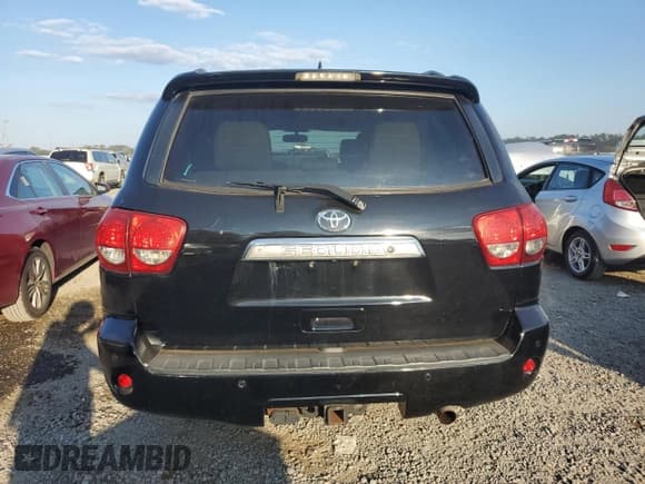 ✅ 2012 Toyota Sequoia Platinum • VIN: 5TDDW5G19CS064986 • Lot: 93615205. Listed on Copart with 246,244 mi. Free auction sales archive from the USA and detailed vehicle history report at DreamBid. Image 6.