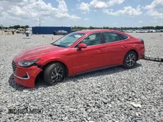 2022 Hyundai Sonata Blue с VIN KMHL24JJ3NA037062, выставлен на аукционе Copart как лот 64048015 с пробегом 43 530 миль миль и Списание • Salvage title. История ставок и продаж доступна на DreamBid. Изображение 1.