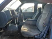 ✅ 1993 Chevrolet S-10 LS • VIN: 1GCCS19Z6P0106798 • Лот: 43982985. Опубликован ранее на Copart с пробегом 323 153 миль. Бесплатный доступ к архиву аукционных продаж из США и подробный отчёт об истории автомобиля на DreamBid. Изображение 7.