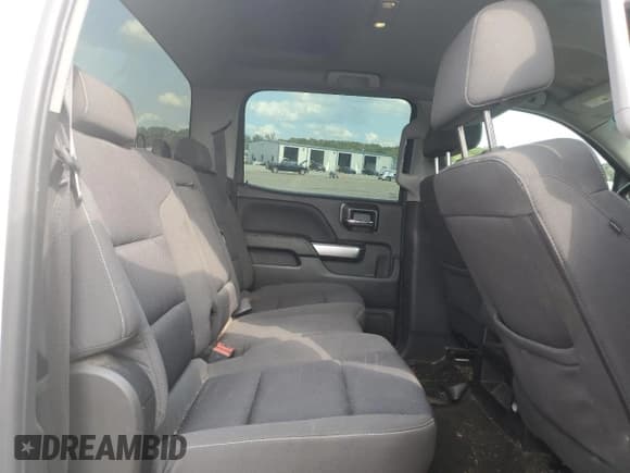 ✅ 2018 Chevrolet Silverado 1500 LT • VIN: 3GCUKREC8JG161650 • Lot: 71669945. Listed on Copart with 169,393 mi. Free auction sales archive from the USA and detailed vehicle history report at DreamBid. Image 10.