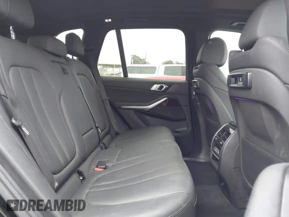 ✅ 2020 BMW X5 sDrive40i • VIN: 5UXCR4C08L9C07517 • Лот: 42167667. Опубликован ранее на IAAI с пробегом 49 781 миль. Бесплатный доступ к архиву аукционных продаж из США и подробный отчёт об истории автомобиля на DreamBid. Изображение 8.