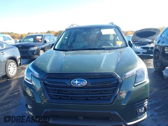 ✅ 2024 Subaru Forester Premium • VIN: JF2SKACC4RH408726 • Lot: 43552593. Listed on IAAI with 15,375 mi. Free auction sales archive from the USA and detailed vehicle history report at DreamBid. Image 13.