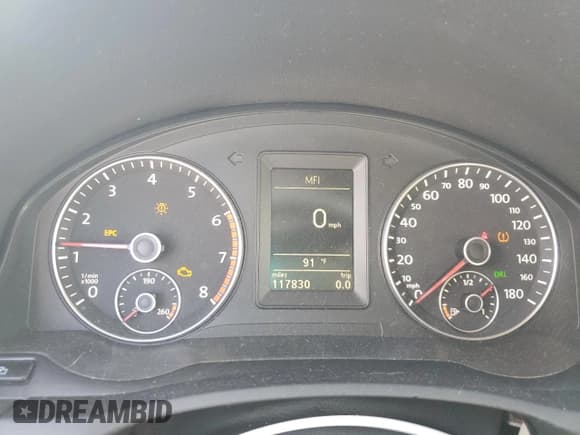 ✅ 2011 Volkswagen Eos Komfort • VIN: WVWBW7AH4BV002456 • Lot: 89911075. Listed on Copart with 117,830 mi. Free auction sales archive from the USA and detailed vehicle history report at DreamBid. Image 9.