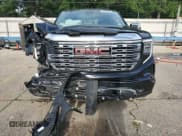 ✅ 2025 GMC Sierra 1500 Denali • VIN: 3GTUUGED8SG275012 • Лот: 64973085. Опубликован ранее на Copart с пробегом 2 886 миль. Бесплатный доступ к архиву аукционных продаж из США и подробный отчёт об истории автомобиля на DreamBid. Изображение 5.