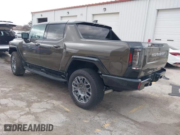 ✅ 2024 GMC HUMMER EV • VIN: 1GT10DDB2RU113168 • Лот: 41896072. Опубликован ранее на IAAI с пробегом 3 657 миль. Бесплатный доступ к архиву аукционных продаж из США и подробный отчёт об истории автомобиля на DreamBid. Изображение 3.