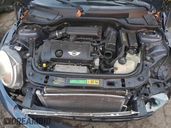 ✅ 2010 MINI Convertible • VIN: WMWMR3C59ATU97143 • Lot: 94448275. Listed on Copart with 73,173 mi. Free auction sales archive from the USA and detailed vehicle history report at DreamBid. Image 11.