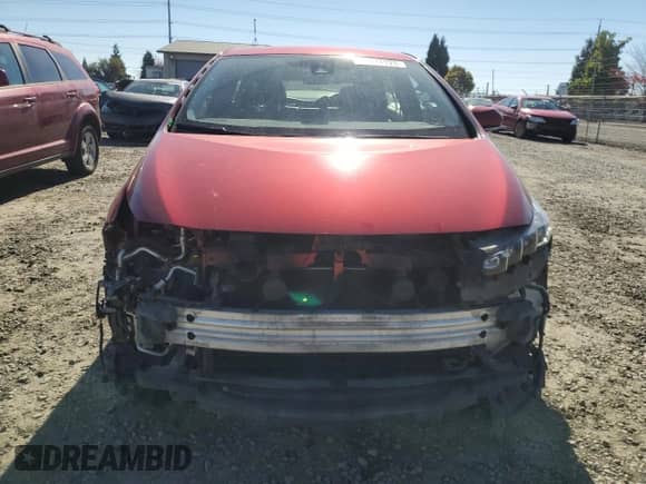 2017 Toyota Prius Plus с VIN JTDKARFP2H3041884, выставлен на аукционе Copart как лот 86274725 с пробегом 114 359 миль миль и Списание • Salvage title. История ставок и продаж доступна на DreamBid. Изображение 5.