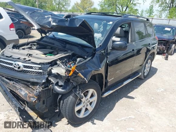 ✅ 2008 Toyota RAV4 Limited • VIN: JTMZK31V586013719 • Lot: 42157649. Listed on IAAI with Not provided. Free auction sales archive from the USA and detailed vehicle history report at DreamBid. Image 17.