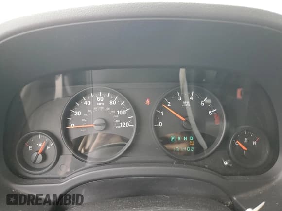 ✅ 2009 Jeep Patriot Sport • VIN: 1J4FF28B49D183042 • Lot: 67753095. Wystawiony na Copart z przebiegiem 131 402 mil. Bezpłatny archiwum sprzedaży aukcyjnych z USA i szczegółowy raport historii pojazdu na DreamBid. Zdjęcie 9.