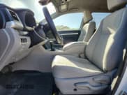 ✅ 2018 Toyota Highlander LE • VIN: 5TDBZRFH2JS883713 • Lot: 82119555. Listed on Copart with 83,610 mi. Free auction sales archive from the USA and detailed vehicle history report at DreamBid. Image 7.