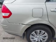 ✅ 2007 Nissan Versa SL • VIN: 3N1BC11E47L443283 • Lot: 42176954. Wystawiony na IAAI z przebiegiem 100 175 mil. Bezpłatny archiwum sprzedaży aukcyjnych z USA i szczegółowy raport historii pojazdu na DreamBid. Zdjęcie 15.