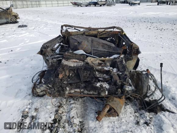 1990 Chevrolet Corvette z VIN 1G1YY3381L5118833, wystawiony jako Copart lot #87943005 z przebiegiem Nie podano mil oraz Nie do naprawy • Non repairable. Historia ofert i sprzedaży dostępna na DreamBid. Obrazek 6.