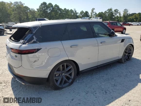 ✅ 2023 Land Rover Range Rover Sport SE • VIN: SAL1P9EU6PA148473 • Lot: 83817495. Wystawiony na Copart z przebiegiem 5 511 mil. Bezpłatny archiwum sprzedaży aukcyjnych z USA i szczegółowy raport historii pojazdu na DreamBid. Zdjęcie 3.