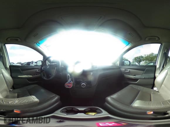 ✅ 2012 Honda Odyssey EX-L • VIN: 5FNRL5H61CB032353 • Lot: 42471691. Listed on IAAI with 186,257 mi. Free auction sales archive from the USA and detailed vehicle history report at DreamBid. Image 18.