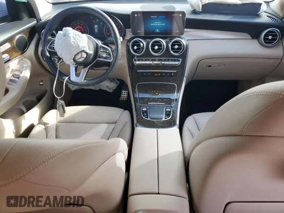 ✅ 2020 Mercedes-Benz GLC 300 • VIN: WDC0J8EB5LF748731 • Lot: 60357735. Wystawiony na Copart z przebiegiem 33 799 mil. Bezpłatny archiwum sprzedaży aukcyjnych z USA i szczegółowy raport historii pojazdu na DreamBid. Zdjęcie 8.