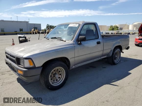 ✅ 1994 Toyota Pickup • VIN: 4TARN81A4RZ182739 • Lot: 70775685. Listed on Copart with 171,593 mi. Free auction sales archive from the USA and detailed vehicle history report at DreamBid. Image 1.