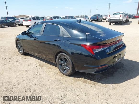 ✅ 2022 Hyundai Elantra Blue • VIN: KMHLM4AJ2NU028765 • Lot: 42516435. Listed on IAAI with 100,649 mi. Free auction sales archive from the USA and detailed vehicle history report at DreamBid. Image 3.