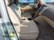 ✅ 2006 Lexus RX 330 • VIN: 2T2HA31U96C101809 • Лот: 43078592. Опубликован ранее на IAAI с пробегом 167 628 миль. Бесплатный доступ к архиву аукционных продаж из США и подробный отчёт об истории автомобиля на DreamBid. Изображение 5.
