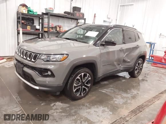 ✅ 2023 Jeep Compass Limited • VIN: 3C4NJDCN1PT524479 • Lot: 41955772. Wystawiony na IAAI z przebiegiem 40 125 mil. Bezpłatny archiwum sprzedaży aukcyjnych z USA i szczegółowy raport historii pojazdu na DreamBid. Zdjęcie 2.