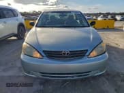 ✅ 2004 Toyota Camry LE • VIN: 4T1BE32K24U927912 • Lot: 94192665. Wystawiony na Copart z przebiegiem 181 558 mil. Bezpłatny archiwum sprzedaży aukcyjnych z USA i szczegółowy raport historii pojazdu na DreamBid. Zdjęcie 5.