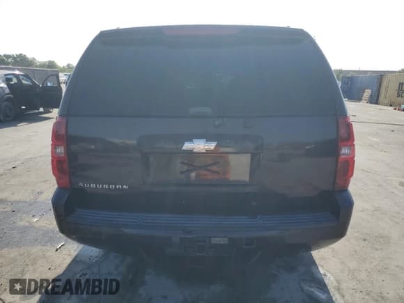 ✅ 2009 Chevrolet Suburban LS • VIN: 1GNFC16J99R225928 • Лот: 54547305. Опубликован ранее на Copart с пробегом 203 556 миль. Бесплатный доступ к архиву аукционных продаж из США и подробный отчёт об истории автомобиля на DreamBid. Изображение 6.