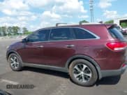 ✅ 2017 Kia Sorento EX • VIN: 5XYPH4A53HG287333 • Lot: 42230196. Listed on IAAI with 253,625 mi. Free auction sales archive from the USA and detailed vehicle history report at DreamBid. Image 14.